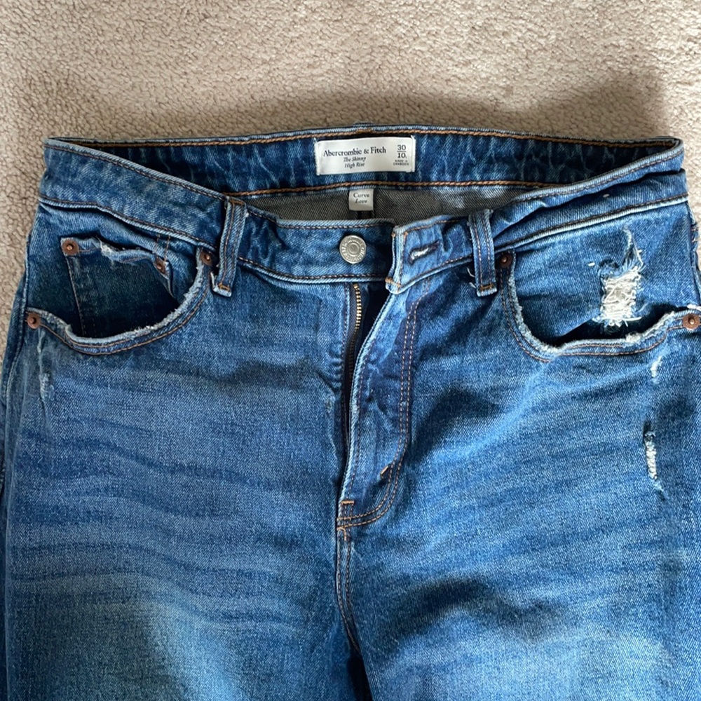 Abercrombie & Fitch The Skinny High Rise jeans